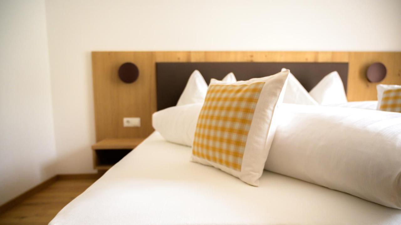 Hotel Quellenhof Naturns Exterior photo